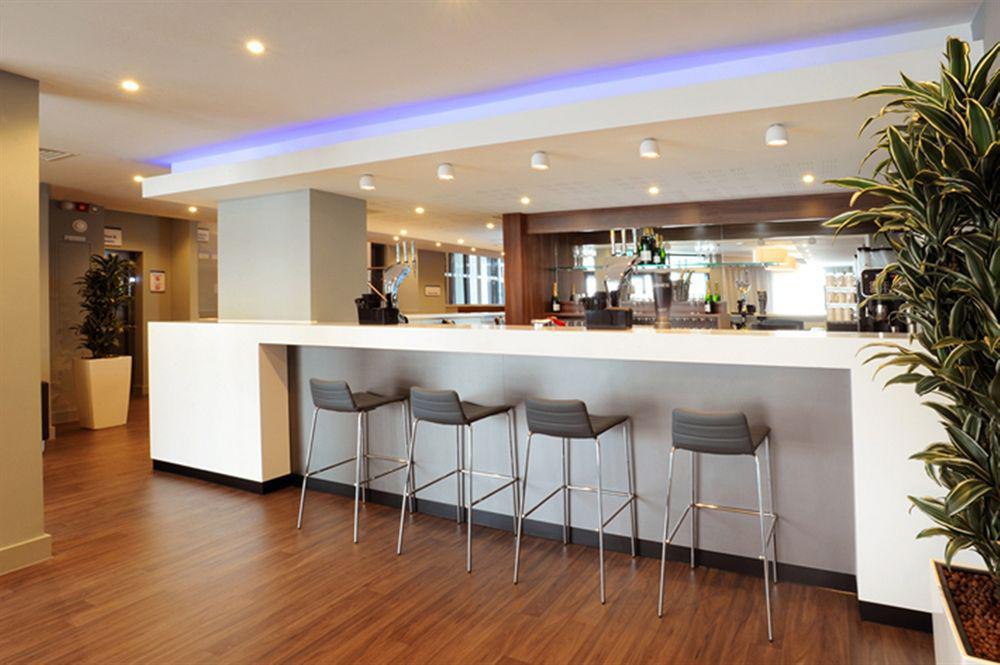 Holiday Inn Express Birmingham - Snow Hill By Ihg Ngoại thất bức ảnh