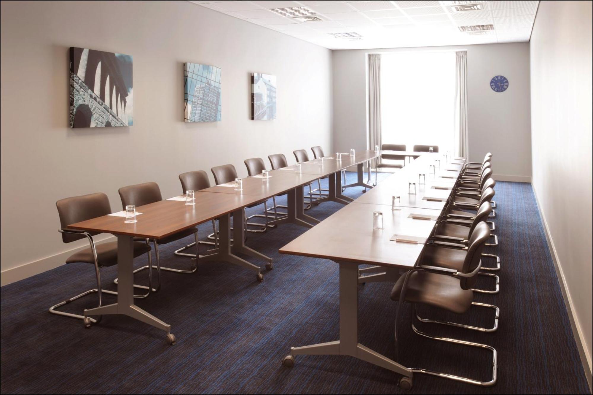 Holiday Inn Express Birmingham - Snow Hill By Ihg Ngoại thất bức ảnh