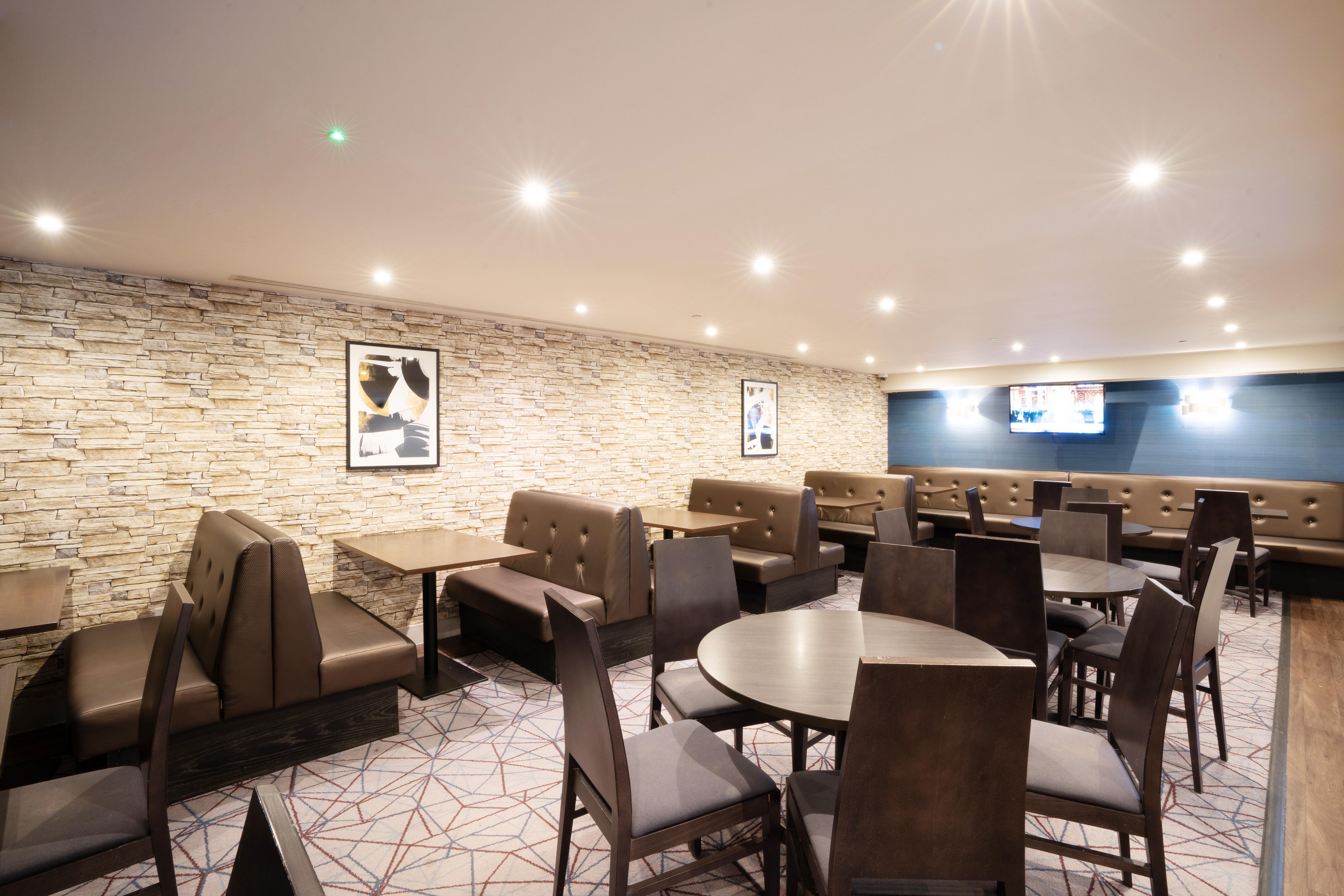 Holiday Inn Express Birmingham - Snow Hill By Ihg Ngoại thất bức ảnh