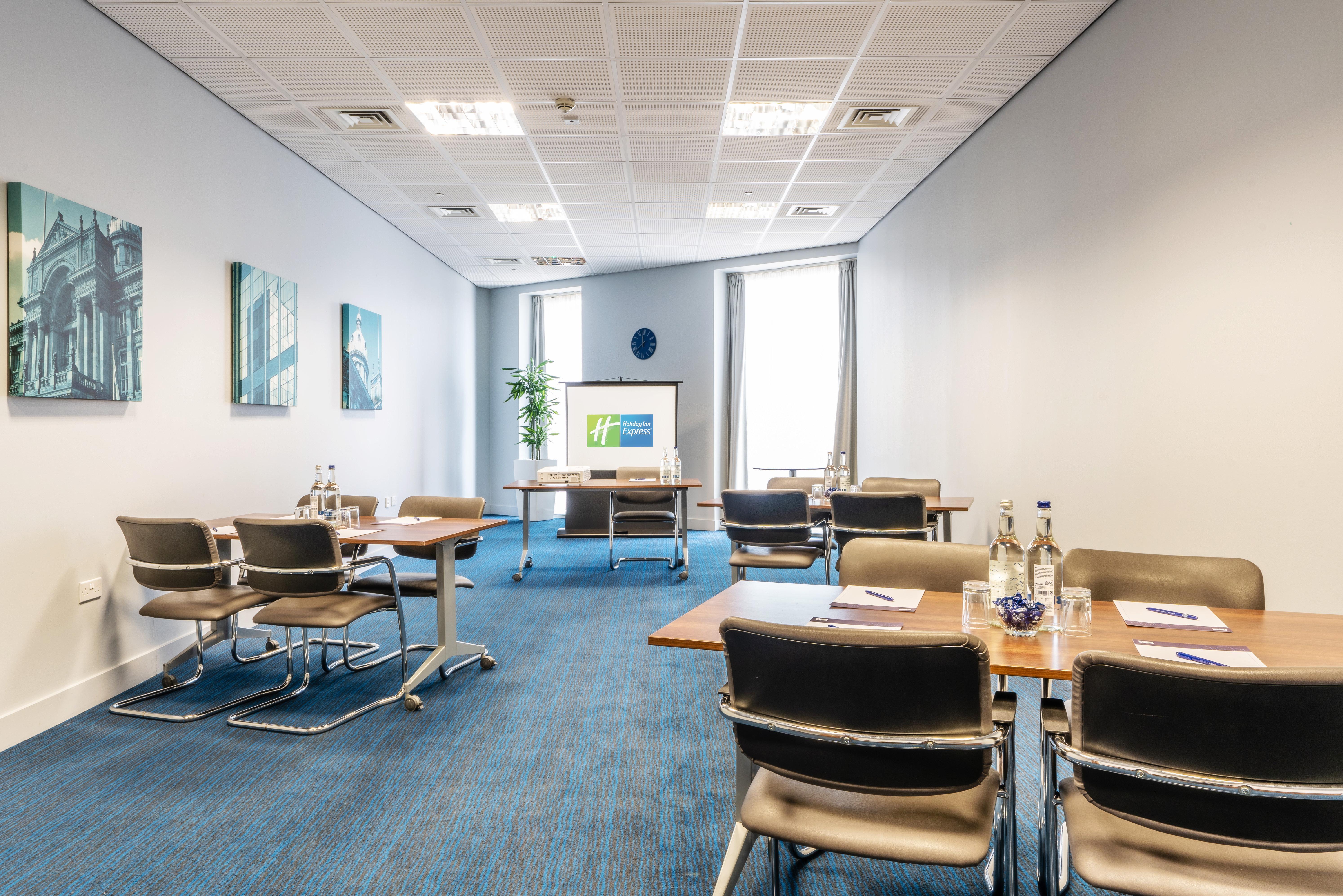 Holiday Inn Express Birmingham - Snow Hill By Ihg Ngoại thất bức ảnh